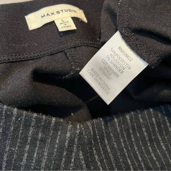 Max Studio Skinny Pull-on Dress Pants Black Pinstriped Fitted Ankle Women’s L - Picture 5 of 12